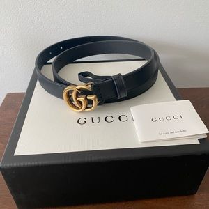 Gucci GG logo black leather belt Sz 80 (S-M)